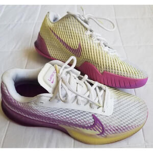 NikeCourt Air Zoom Vapor 11 HC White Fuchsia Dream W - Size 8.5 - Fast Shipping